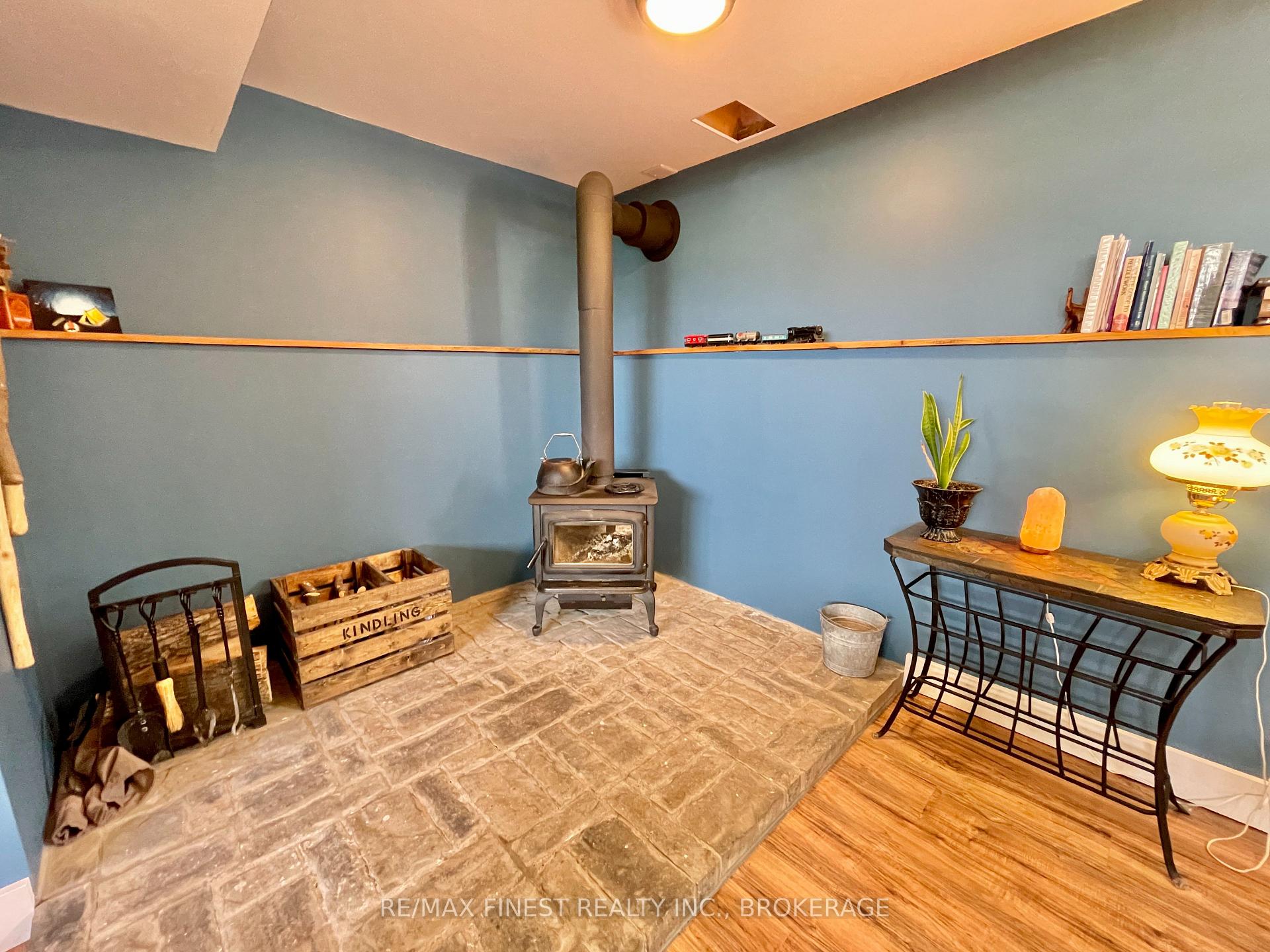 Photo 19 of 892 Irish Road, Loyalist, Odessa — HOMEH