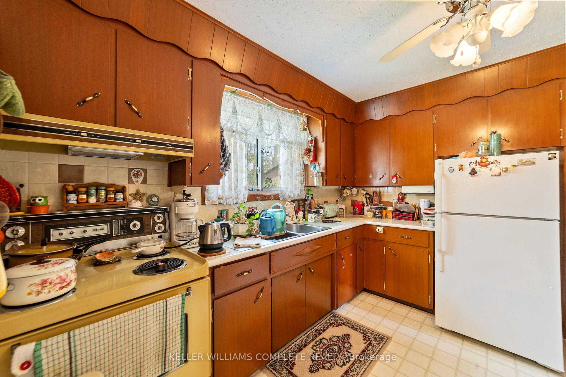 Photo 10 of 538 Vine Street, St. Catharines, Vine/Linwell — HOMEH