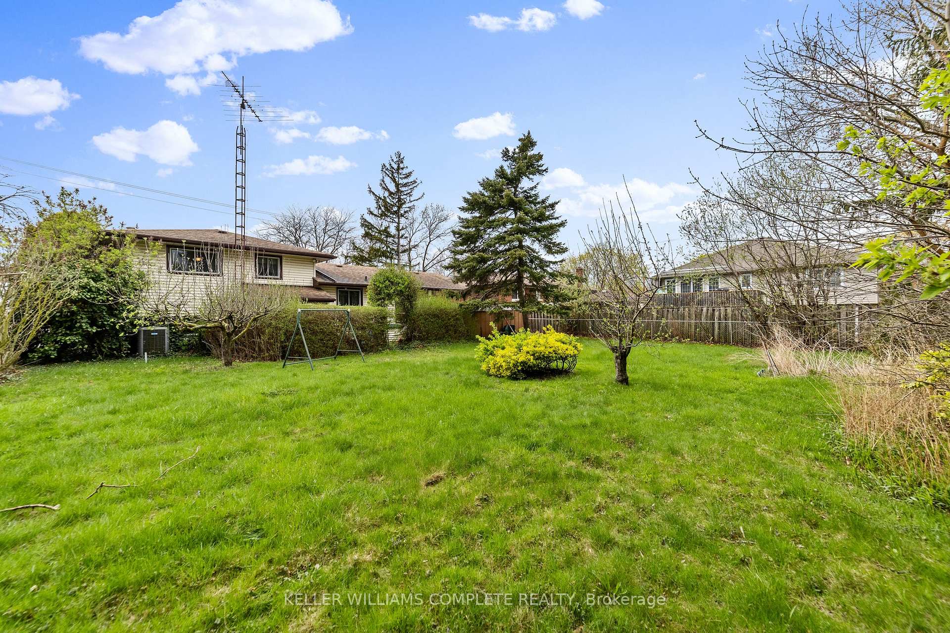 Photo 20 of 538 Vine Street, St. Catharines, Vine/Linwell — HOMEH