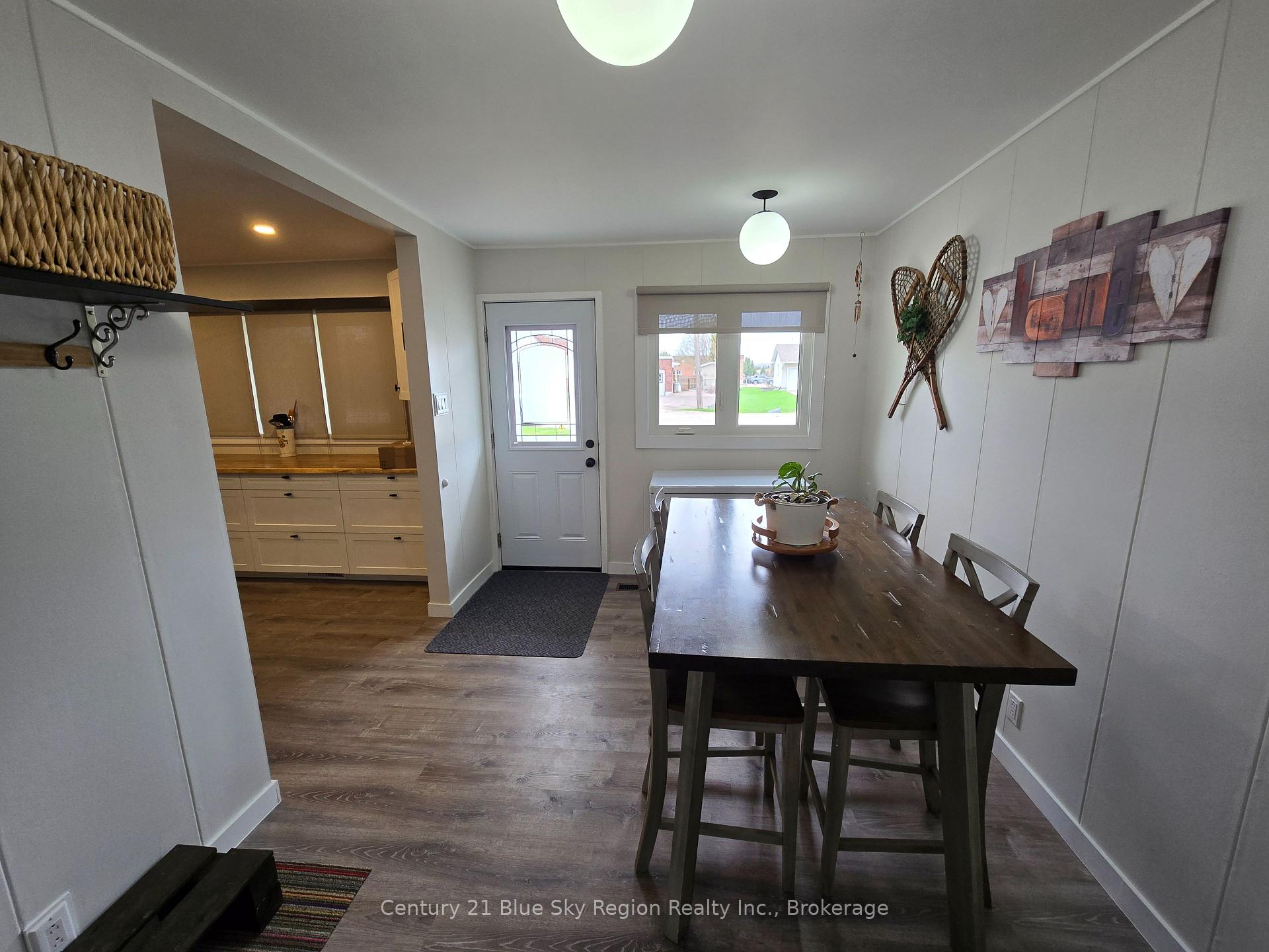 Photo 4 of 344 Edward Street, Powassan — HOMEH