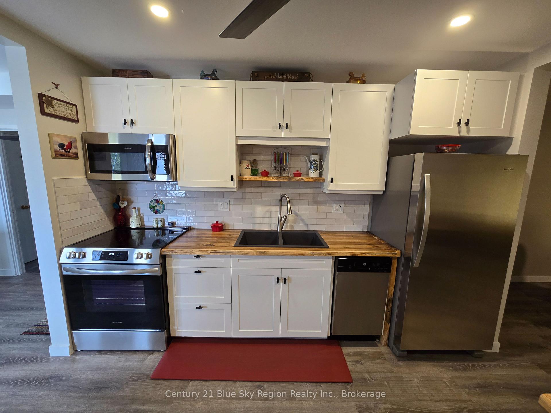 Photo 15 of 344 Edward Street, Powassan — HOMEH