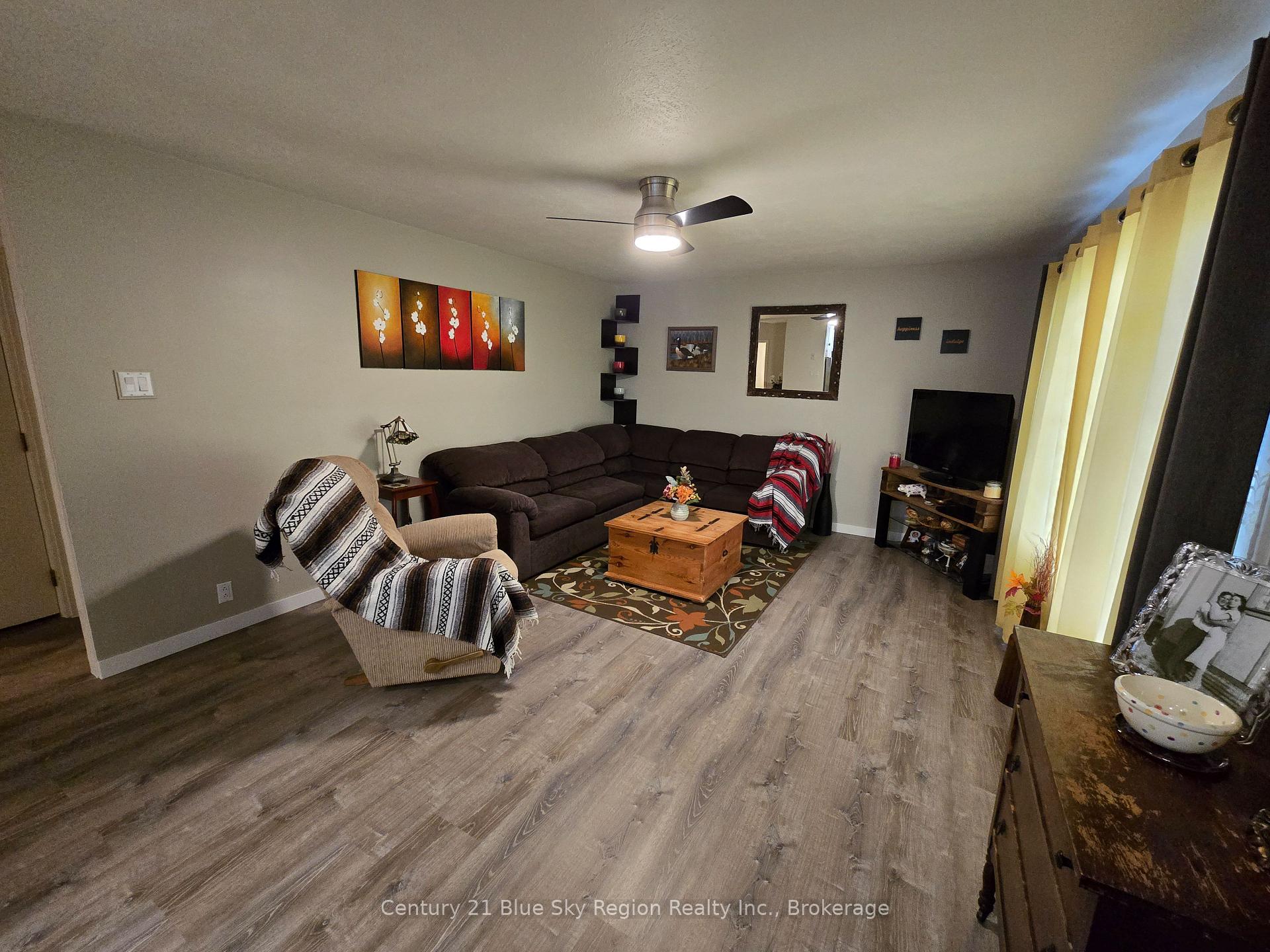 Photo 12 of 344 Edward Street, Powassan — HOMEH