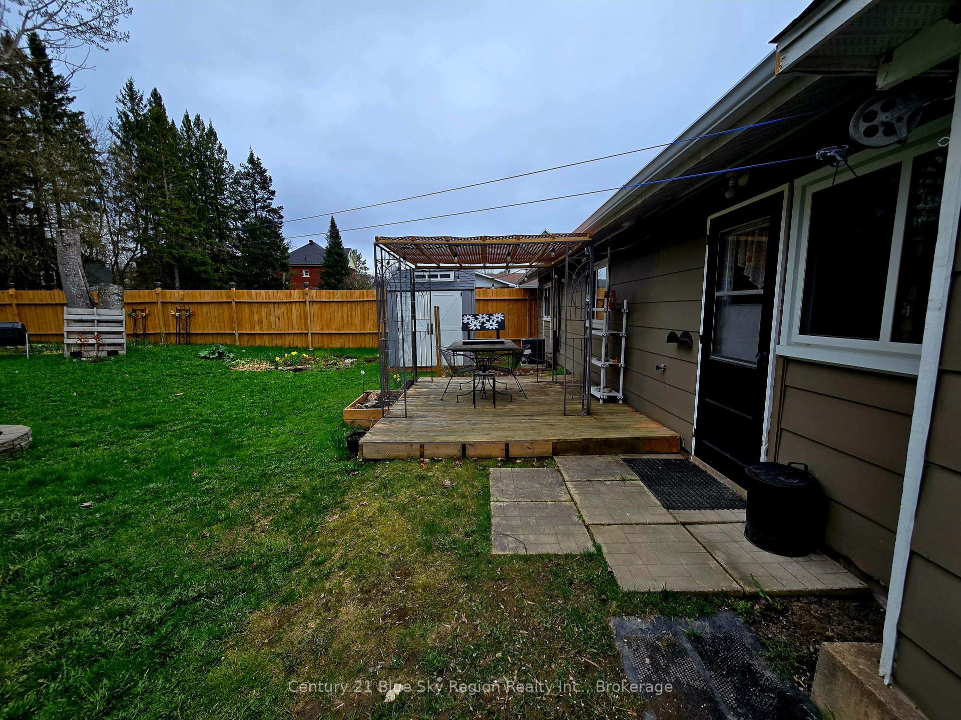 Photo 16 of 344 Edward Street, Powassan — HOMEH