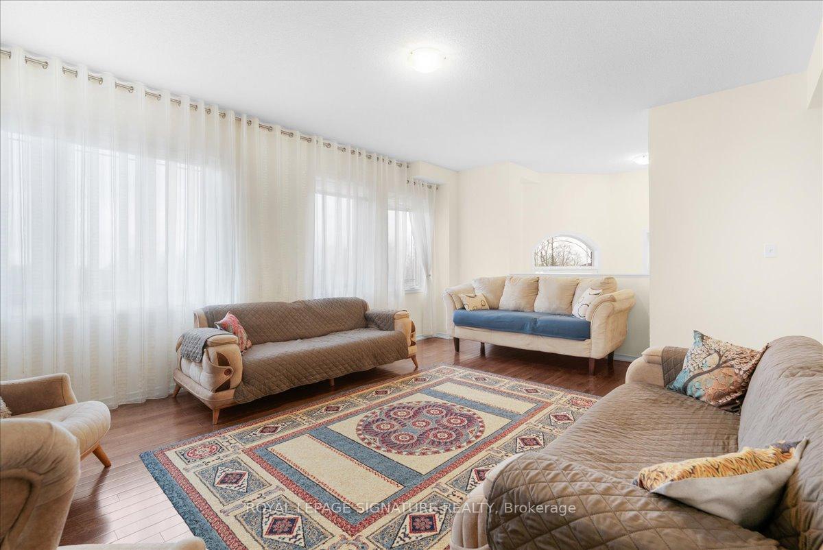 Photo 4 of 2190 Webster Boulevard, Innisfil, Alcona — HOMEH
