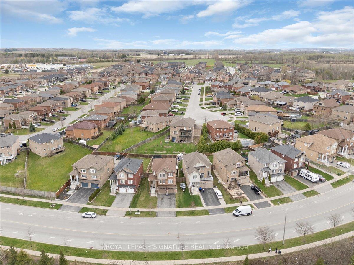 Photo 32 of 2190 Webster Boulevard, Innisfil, Alcona — HOMEH