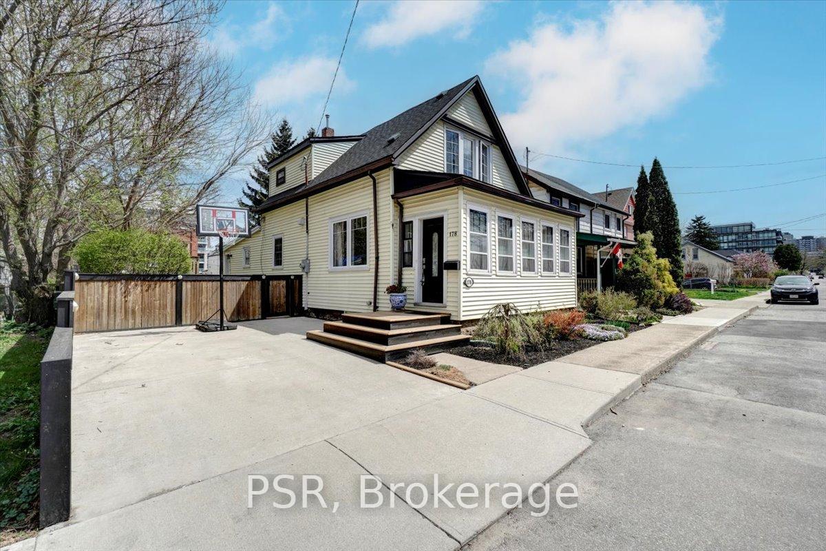 Photo 2 of 178 Canada Street, Hamilton, Kirkendall — HOMEH