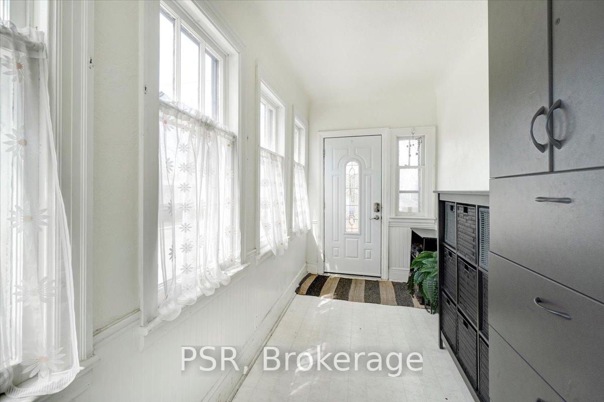 Photo 7 of 178 Canada Street, Hamilton, Kirkendall — HOMEH