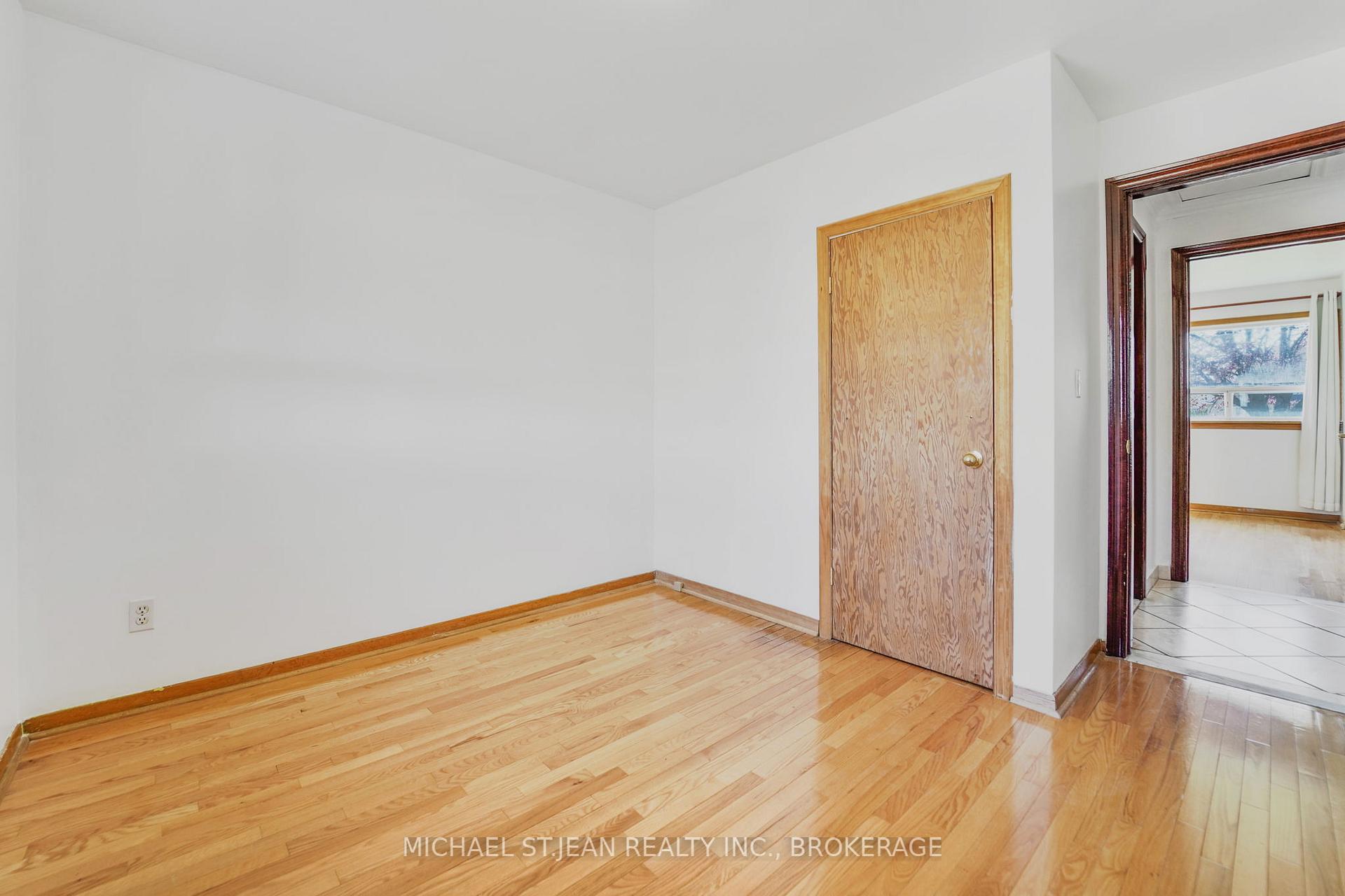 Photo 13 of 234 Highland Road W, Hamilton, Stoney Creek Mountain — HOMEH