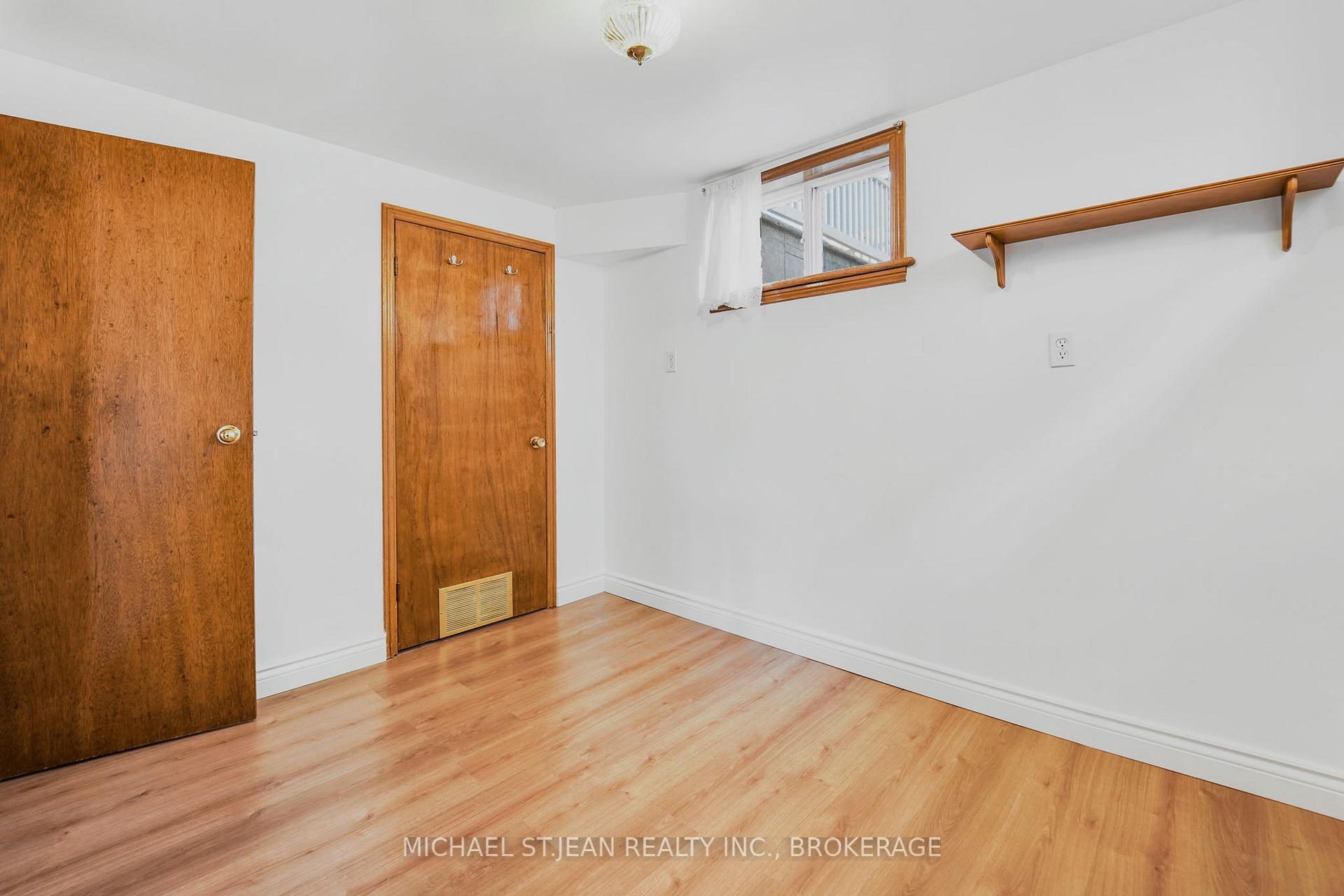 Photo 20 of 234 Highland Road W, Hamilton, Stoney Creek Mountain — HOMEH