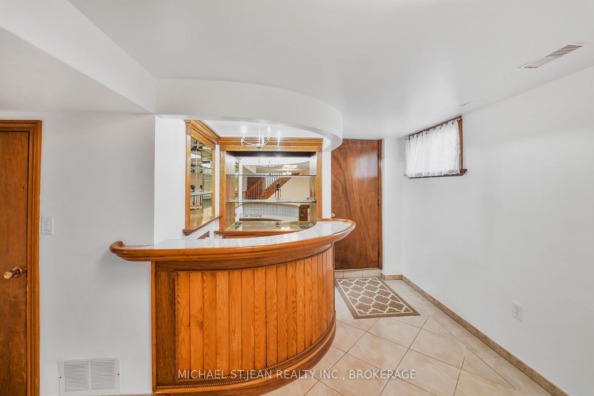 Photo 19 of 234 Highland Road W, Hamilton, Stoney Creek Mountain — HOMEH