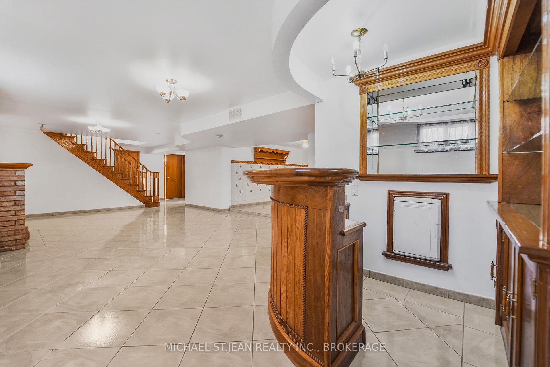 Photo 31 of 234 Highland Road W, Hamilton, Stoney Creek Mountain — HOMEH