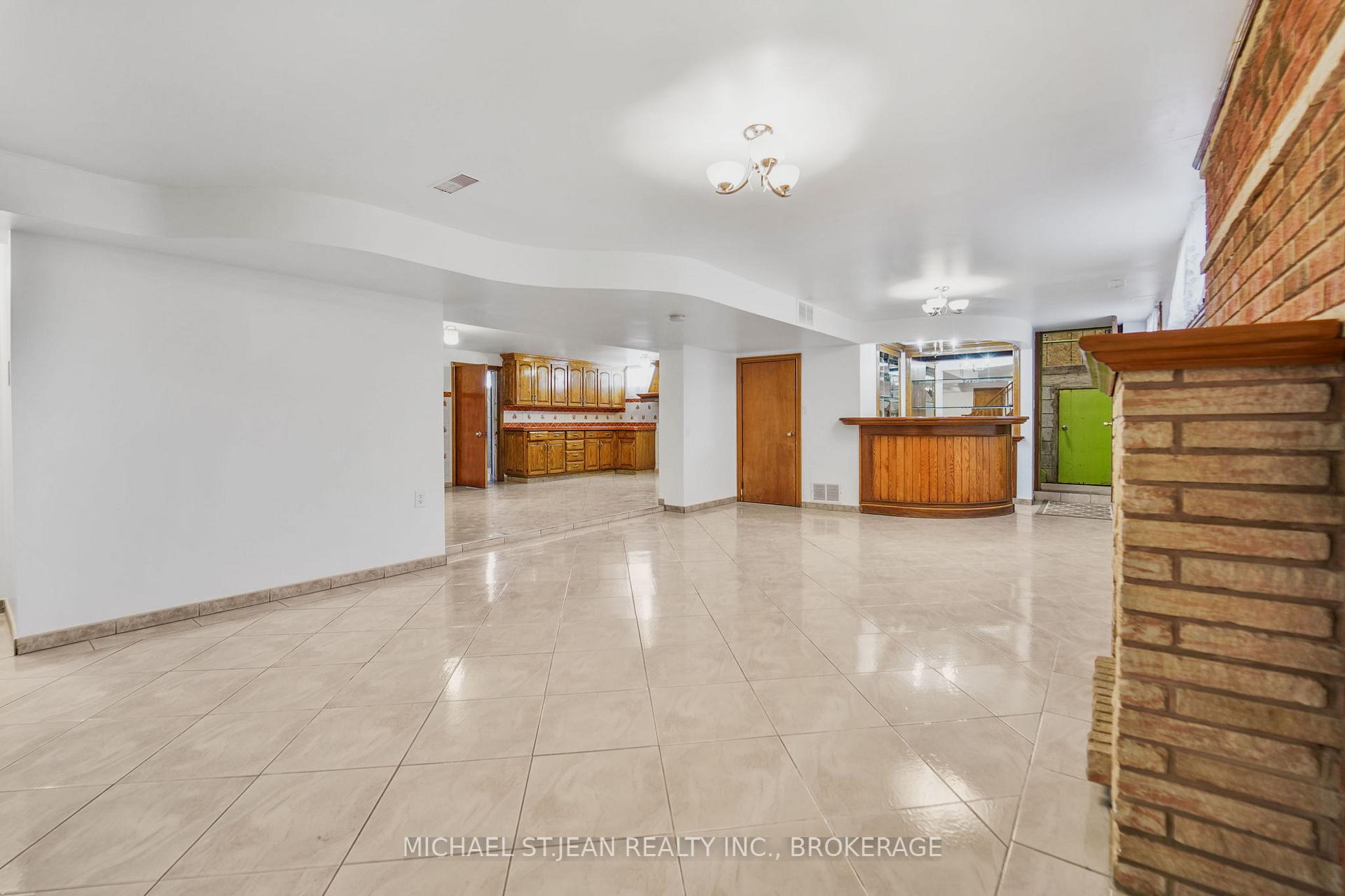 Photo 27 of 234 Highland Road W, Hamilton, Stoney Creek Mountain — HOMEH