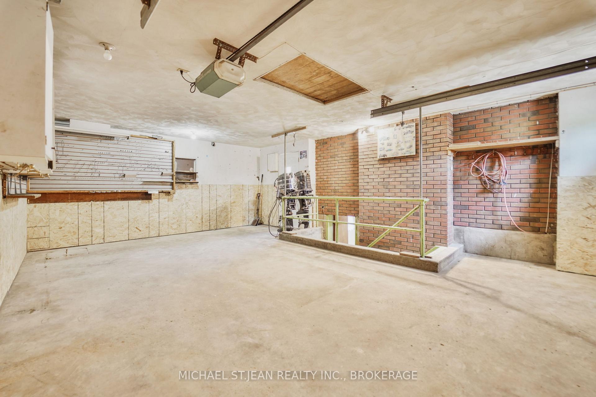 Photo 33 of 234 Highland Road W, Hamilton, Stoney Creek Mountain — HOMEH