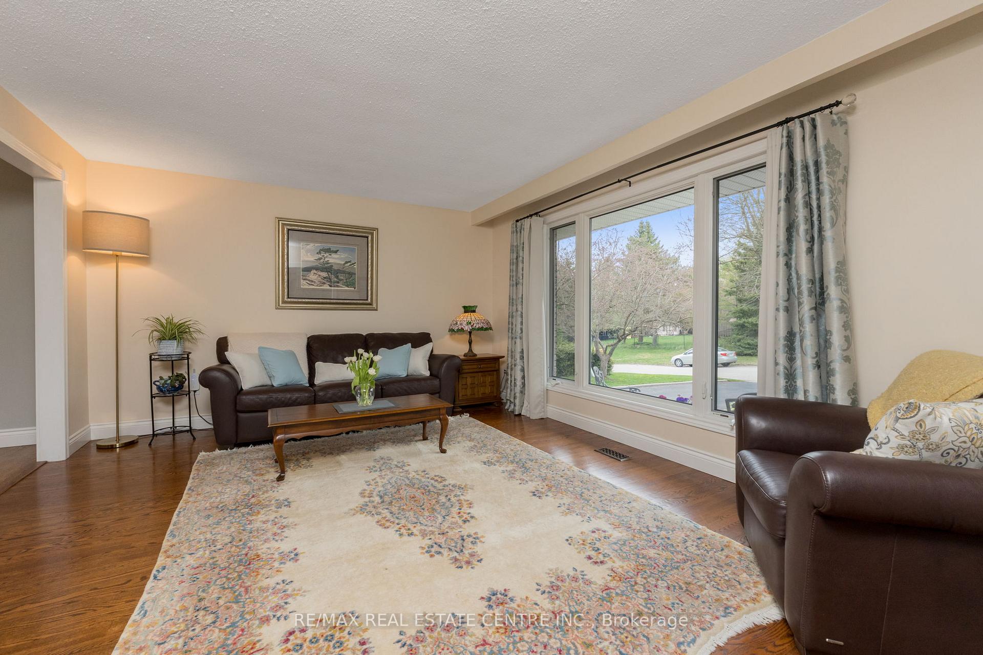 Photo 10 of 25 Erin Heights Drive, Erin — HOMEH