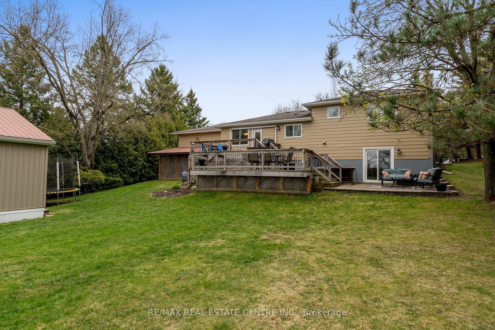 Photo 41 of 25 Erin Heights Drive, Erin — HOMEH