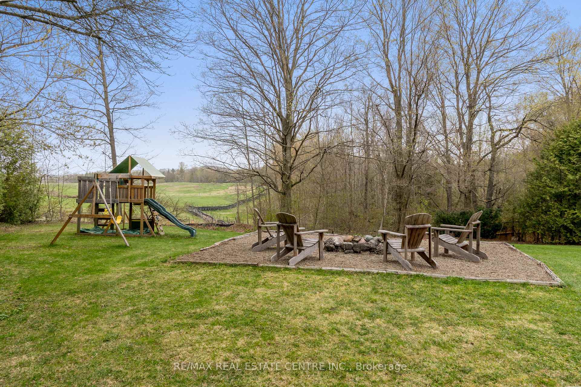 Photo 38 of 25 Erin Heights Drive, Erin — HOMEH