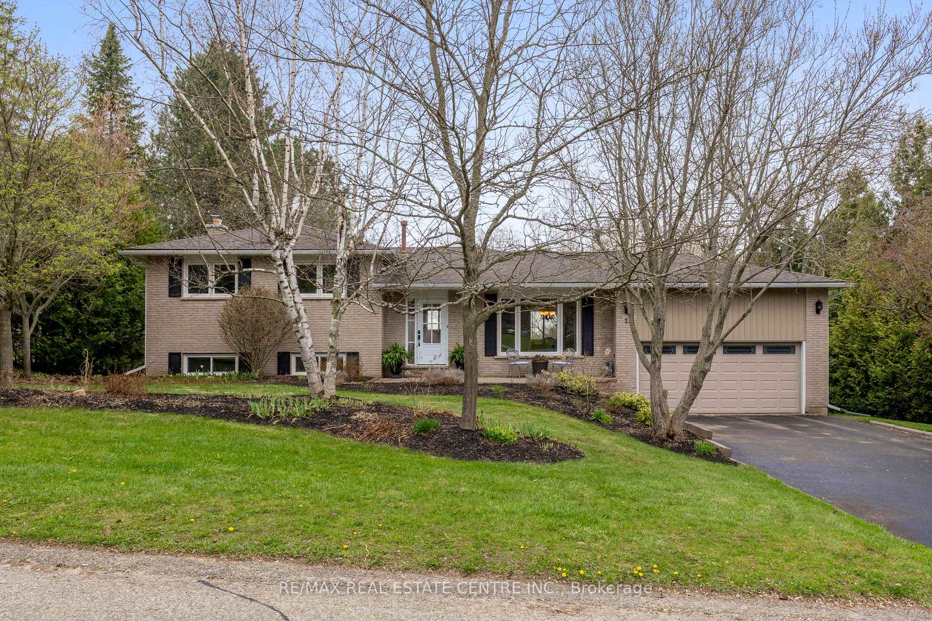 Photo 50 of 25 Erin Heights Drive, Erin — HOMEH