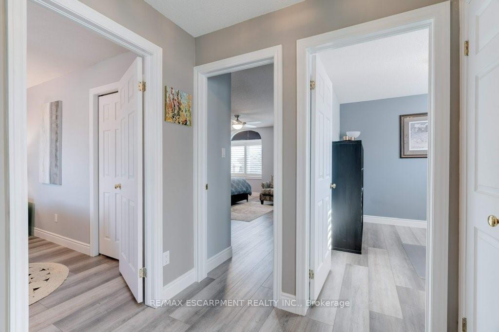 Photo 20 of 62 Corinaldo Drive, Hamilton, Rushdale — HOMEH