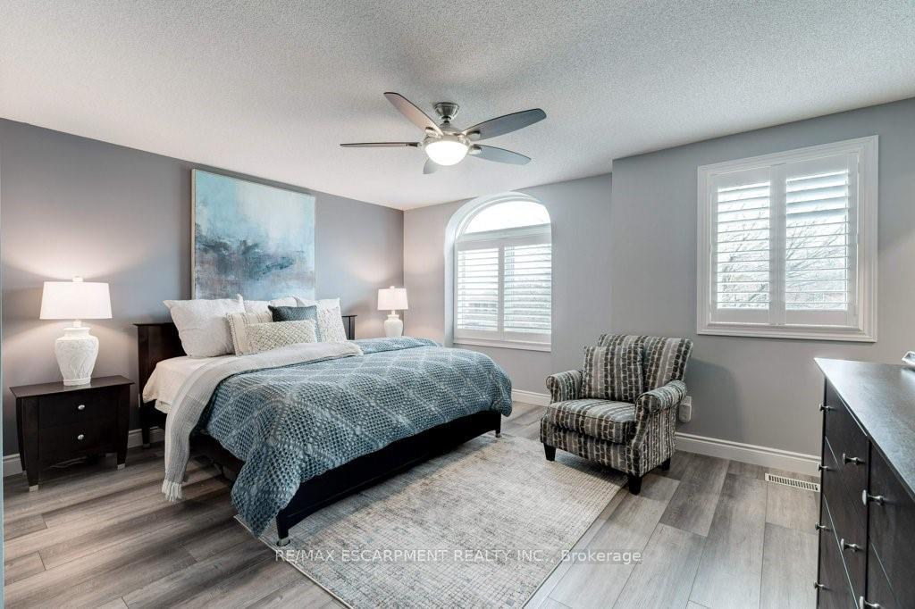 Photo 18 of 62 Corinaldo Drive, Hamilton, Rushdale — HOMEH