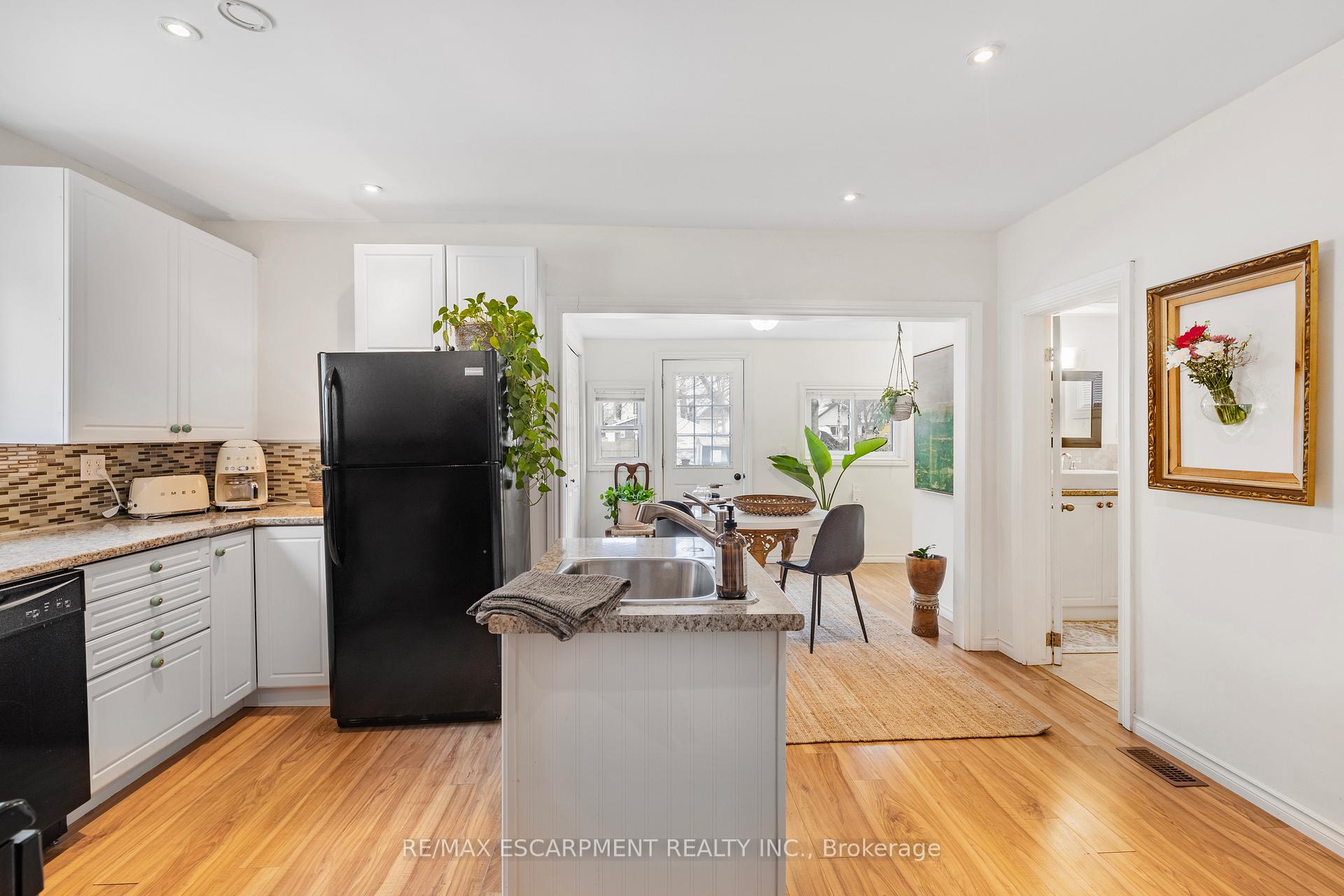 Photo 15 of 37 East 23rd Street, Hamilton, Eastmount — HOMEH