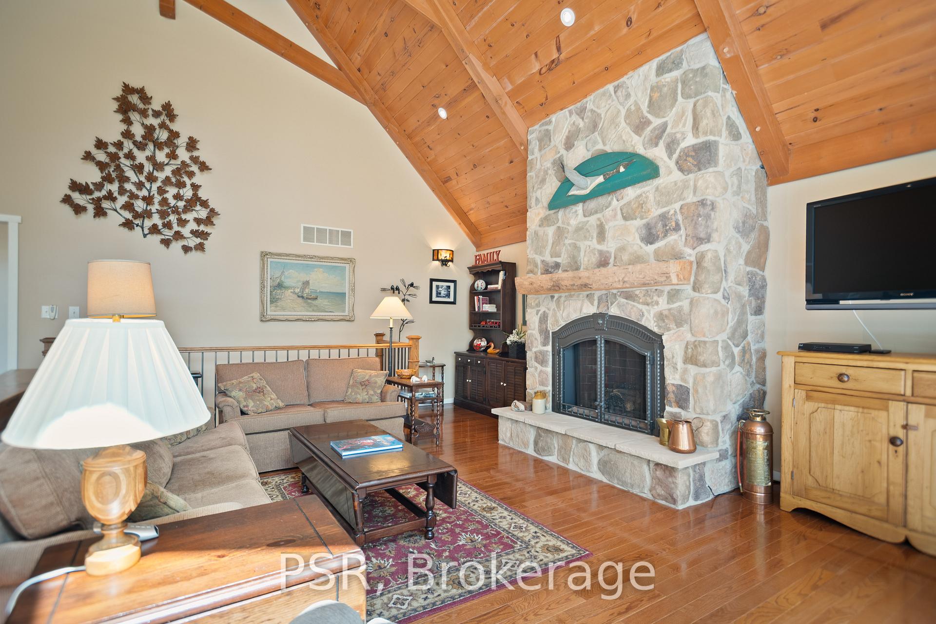 Photo 39 of 1049 Catherine Bagley Road, Gravenhurst, Morrison — HOMEH