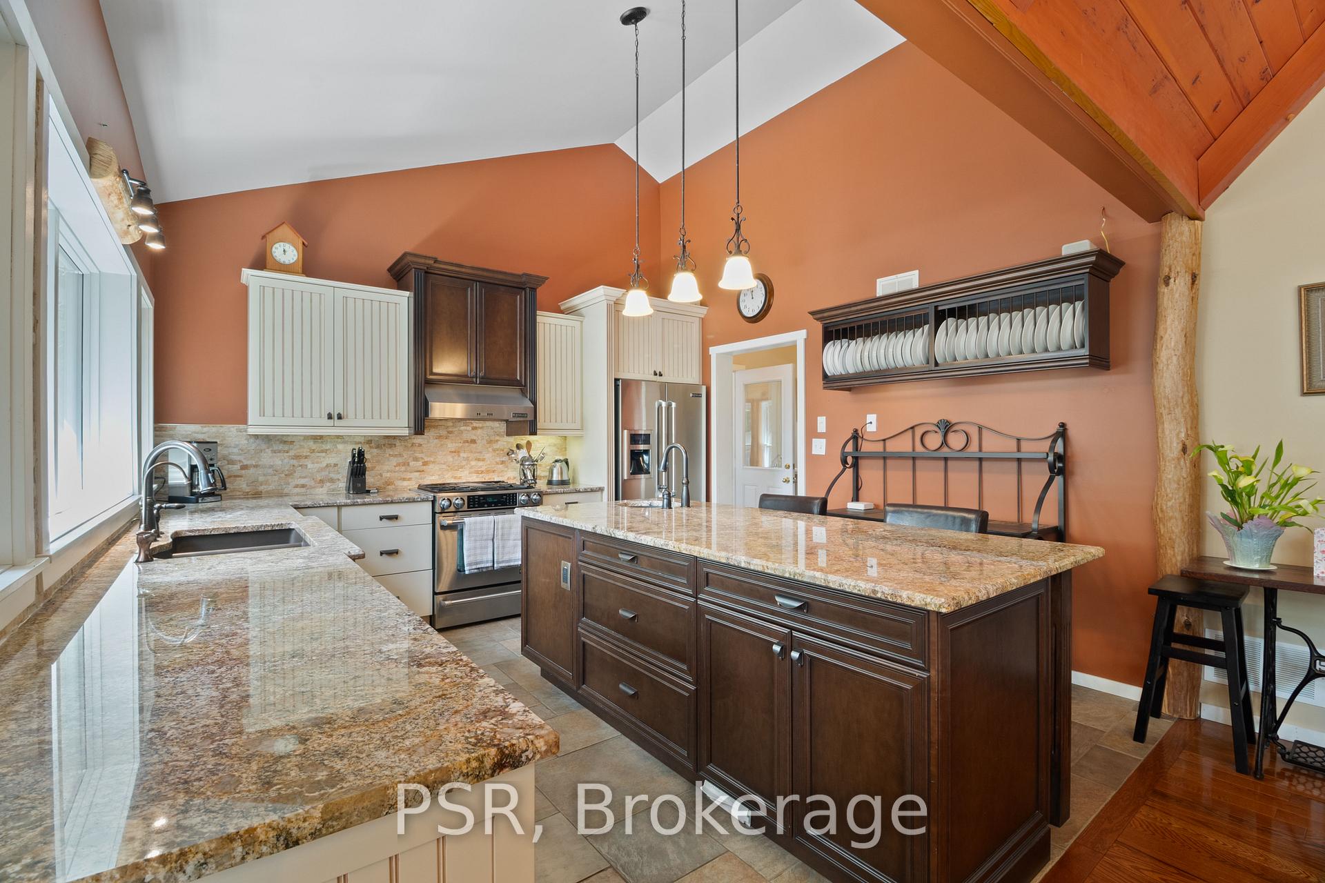 Photo 18 of 1049 Catherine Bagley Road, Gravenhurst, Morrison — HOMEH