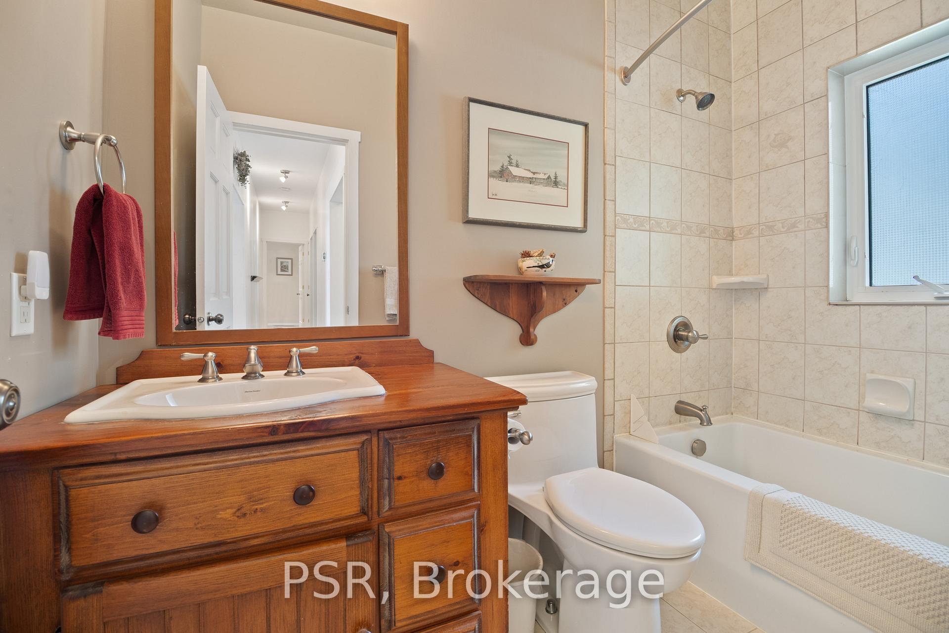 Photo 22 of 1049 Catherine Bagley Road, Gravenhurst, Morrison — HOMEH