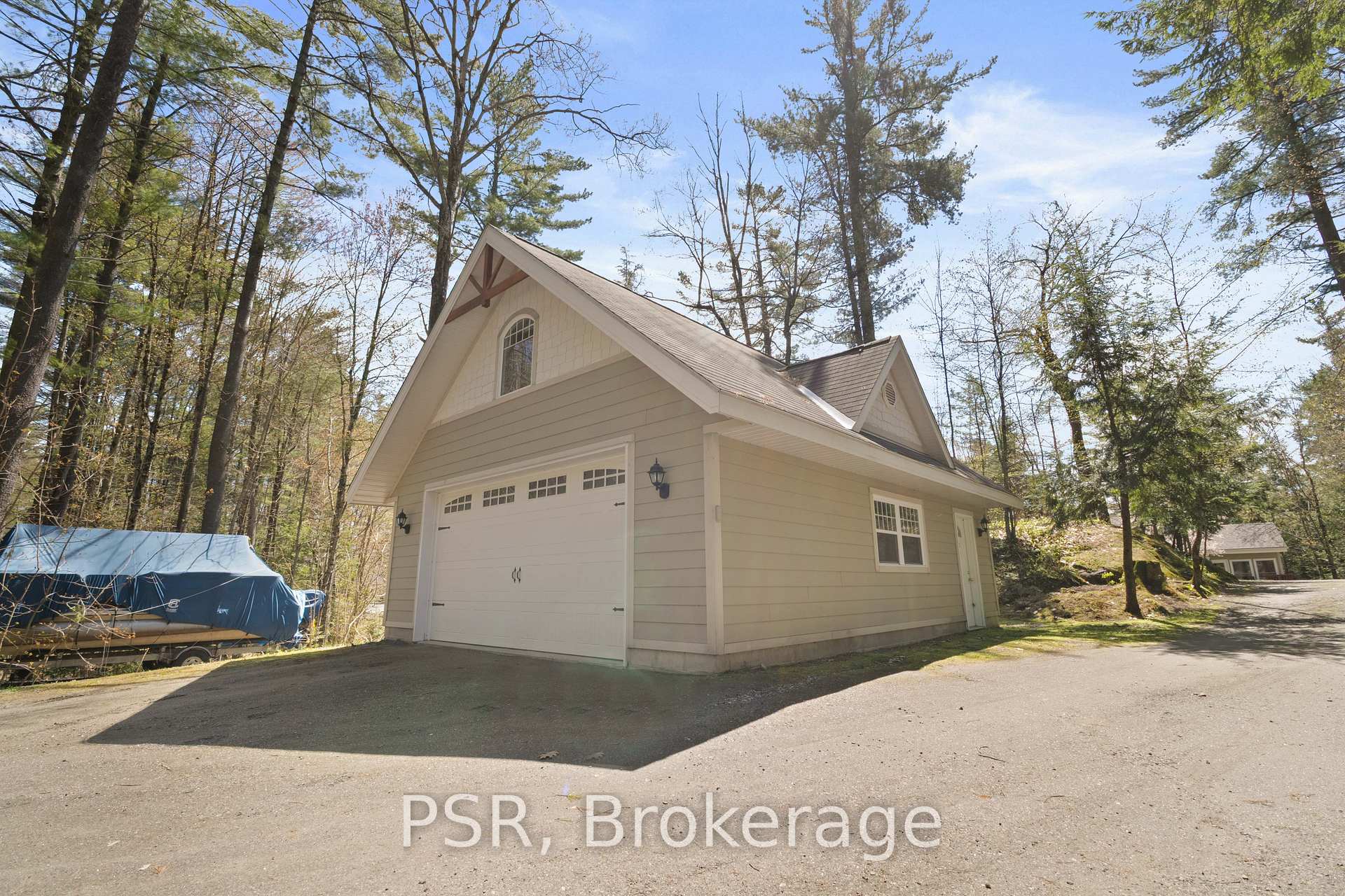 Photo 40 of 1049 Catherine Bagley Road, Gravenhurst, Morrison — HOMEH