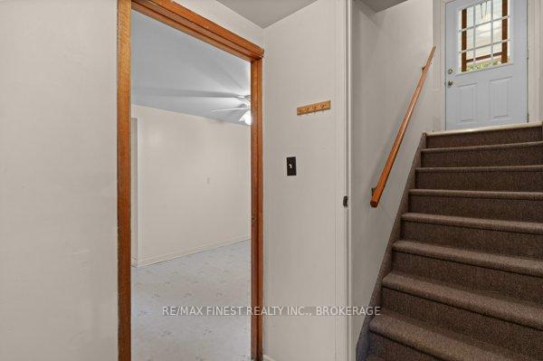 Photo 13 of 477 Stone Street N, Gananoque — HOMEH