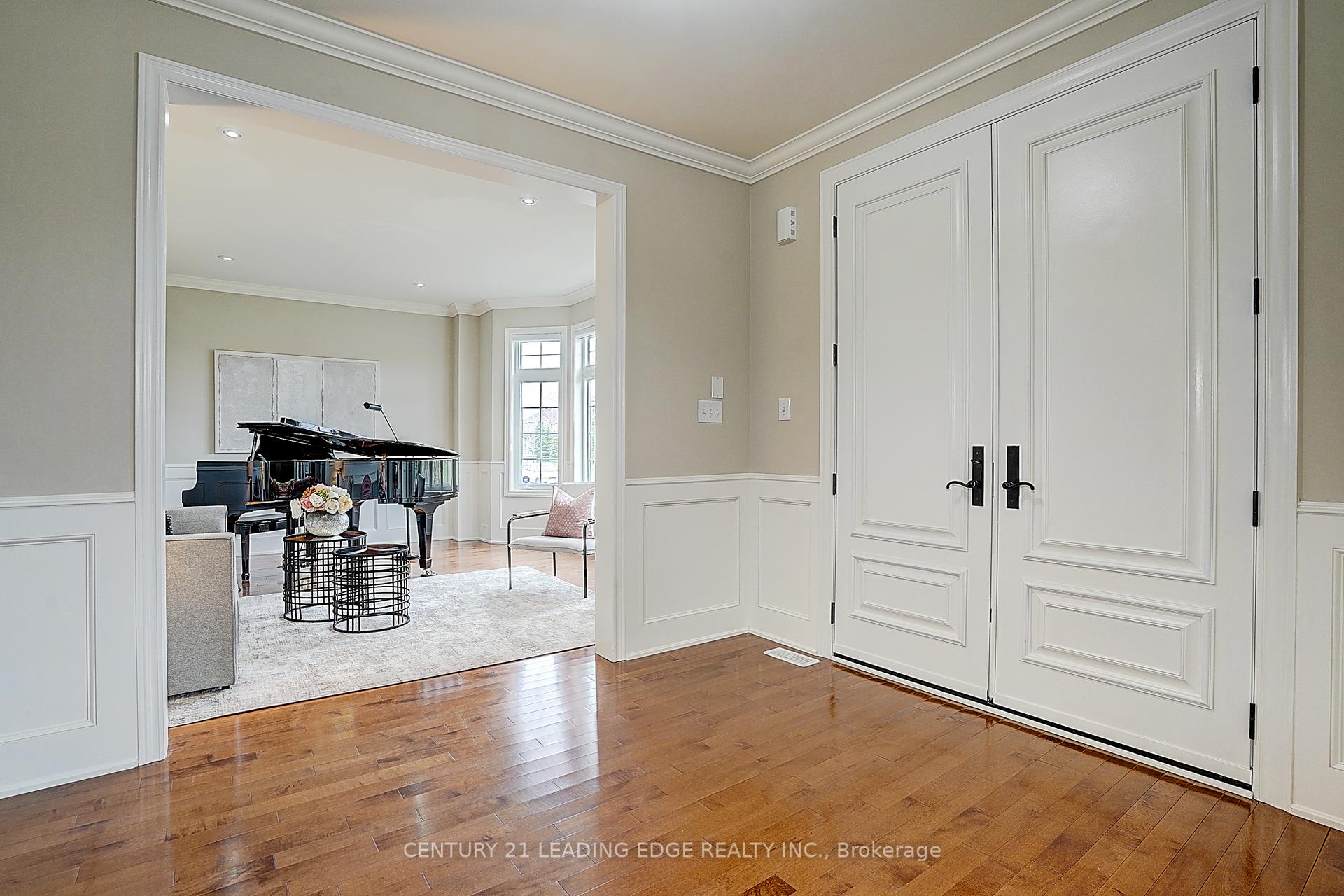 Photo 4 of 986 Castlemore Avenue, Markham, Wismer — HOMEH