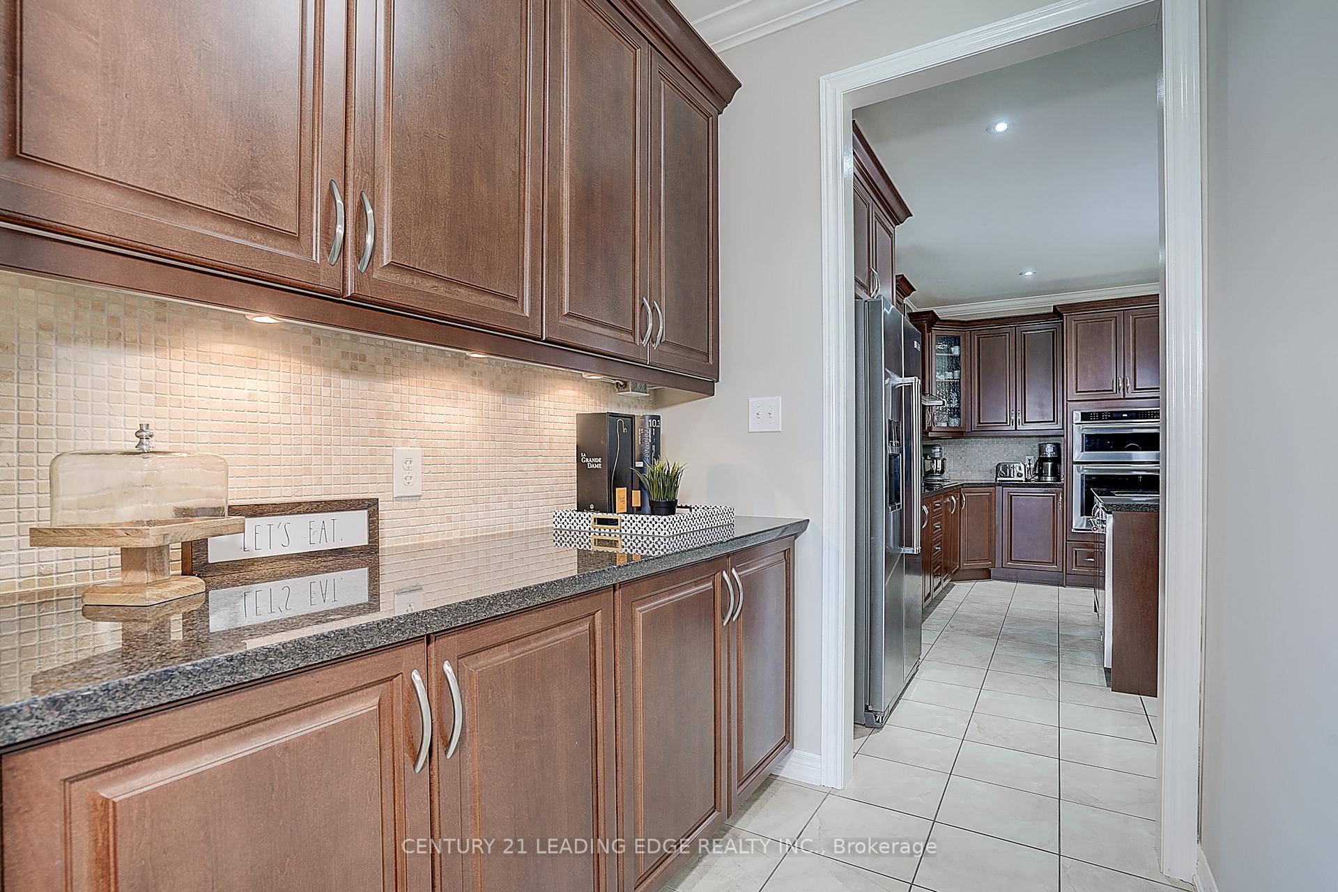Photo 8 of 986 Castlemore Avenue, Markham, Wismer — HOMEH