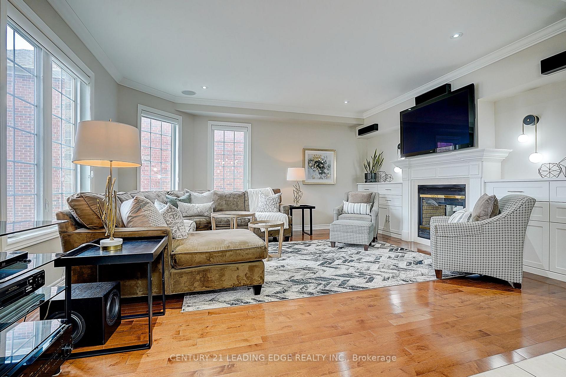 Photo 9 of 986 Castlemore Avenue, Markham, Wismer — HOMEH