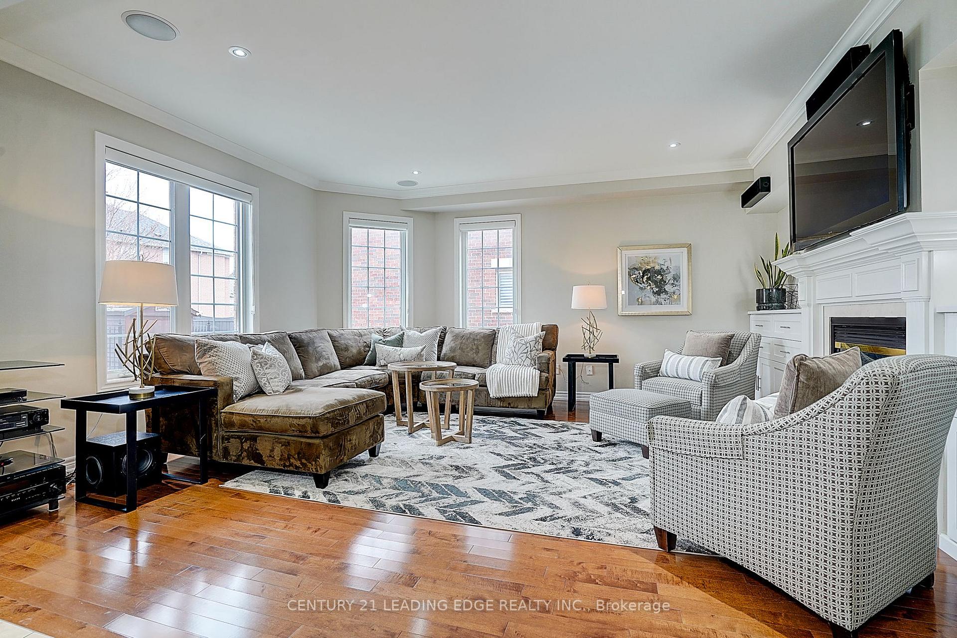 Photo 33 of 986 Castlemore Avenue, Markham, Wismer — HOMEH