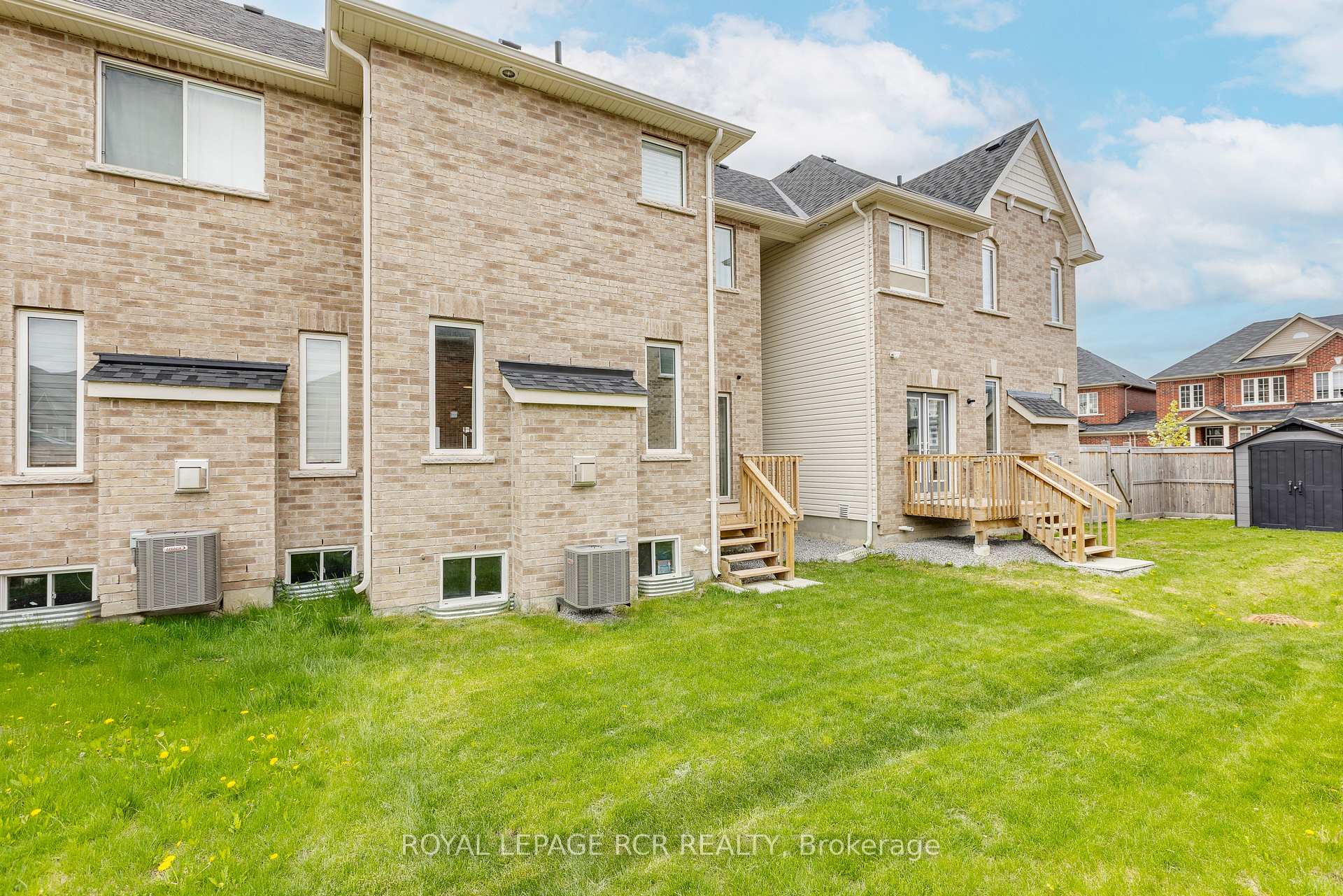 Photo 28 of 56 Kingknoll Crescent, Georgina, Keswick South — HOMEH