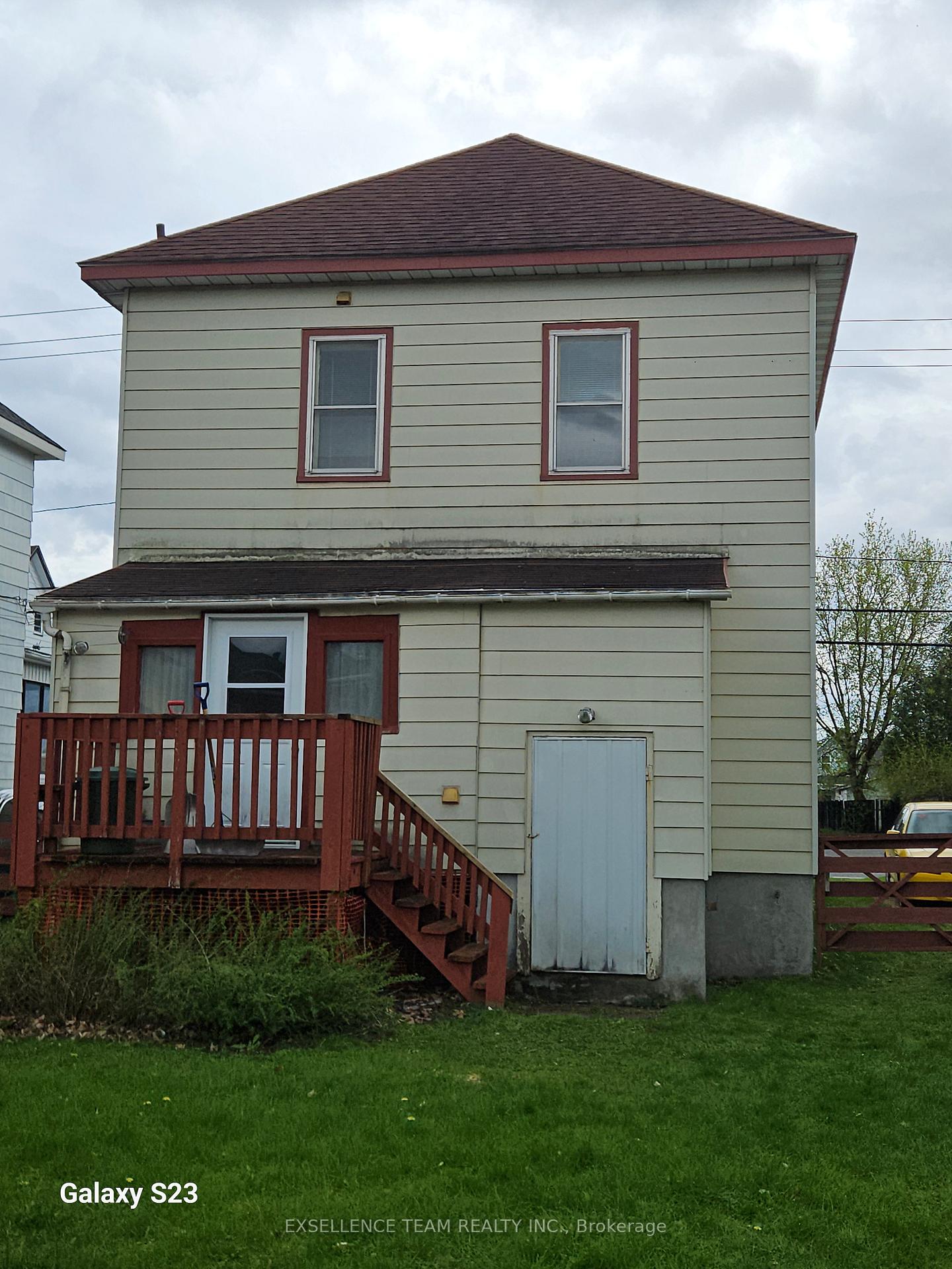Photo 8 of 335 First St East Street E, Cornwall — HOMEH