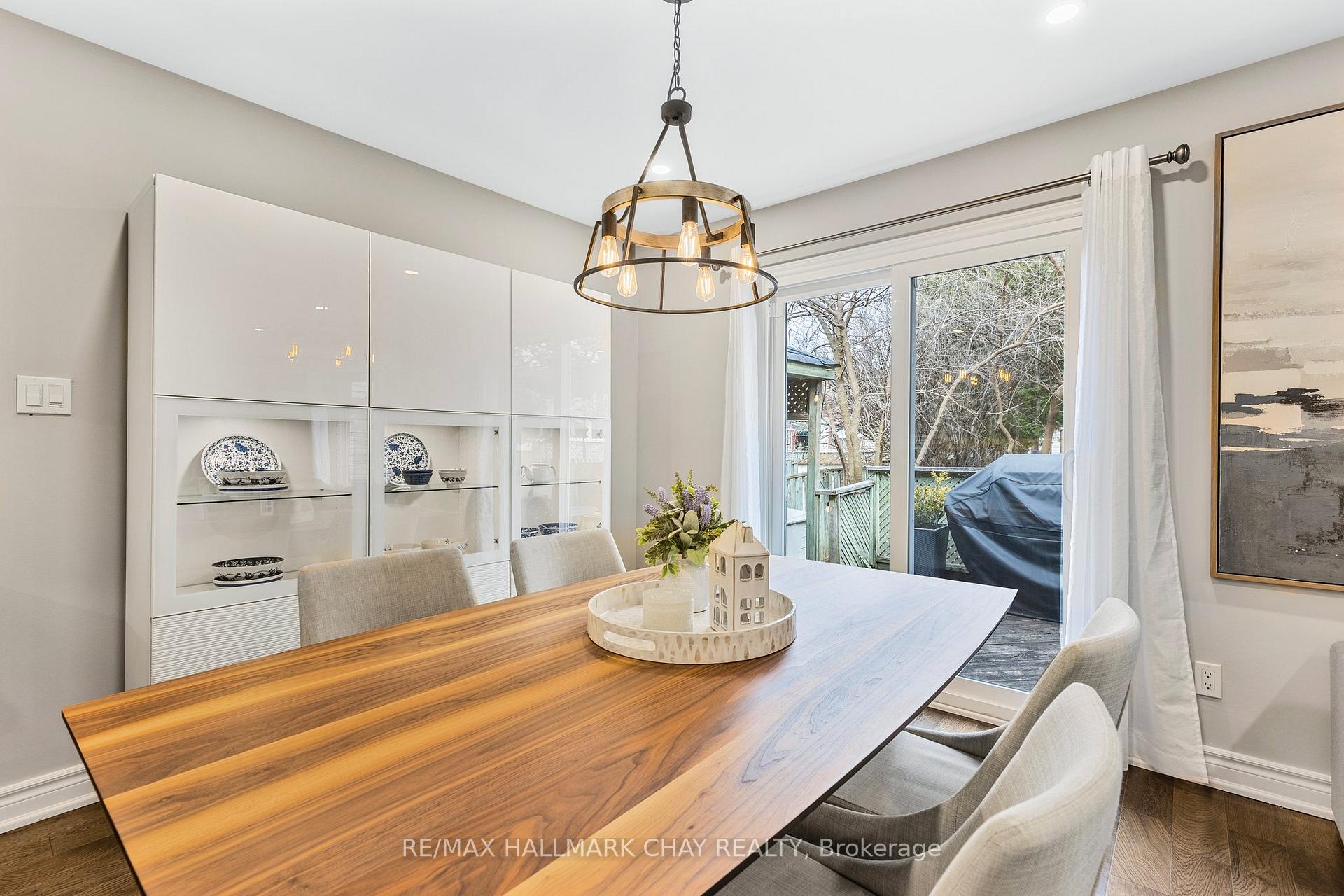 Photo 7 of 55 Marlow Crescent, Markham, Markville — HOMEH