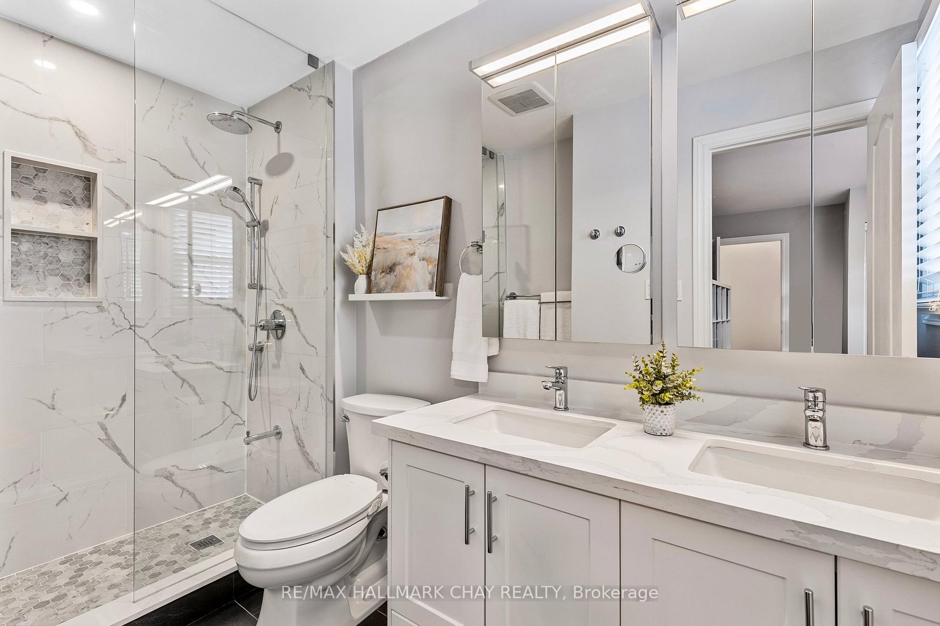 Photo 25 of 55 Marlow Crescent, Markham, Markville — HOMEH