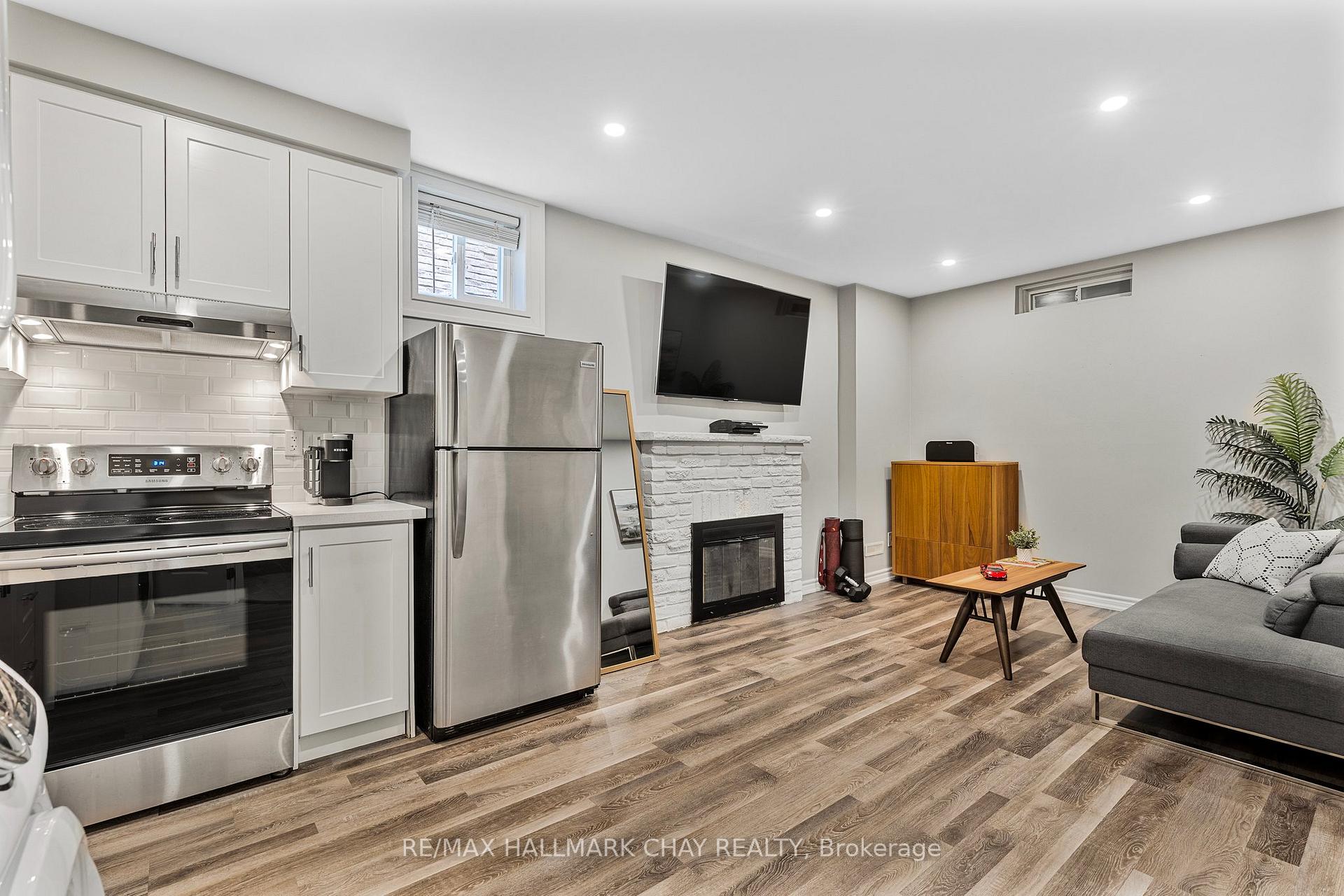 Photo 32 of 55 Marlow Crescent, Markham, Markville — HOMEH