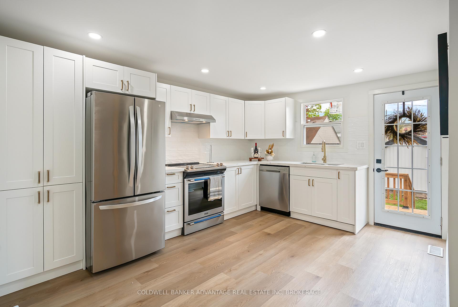 Photo 22 of 13 Pinecrest Avenue, St. Catharines, Burleigh Hill — HOMEH