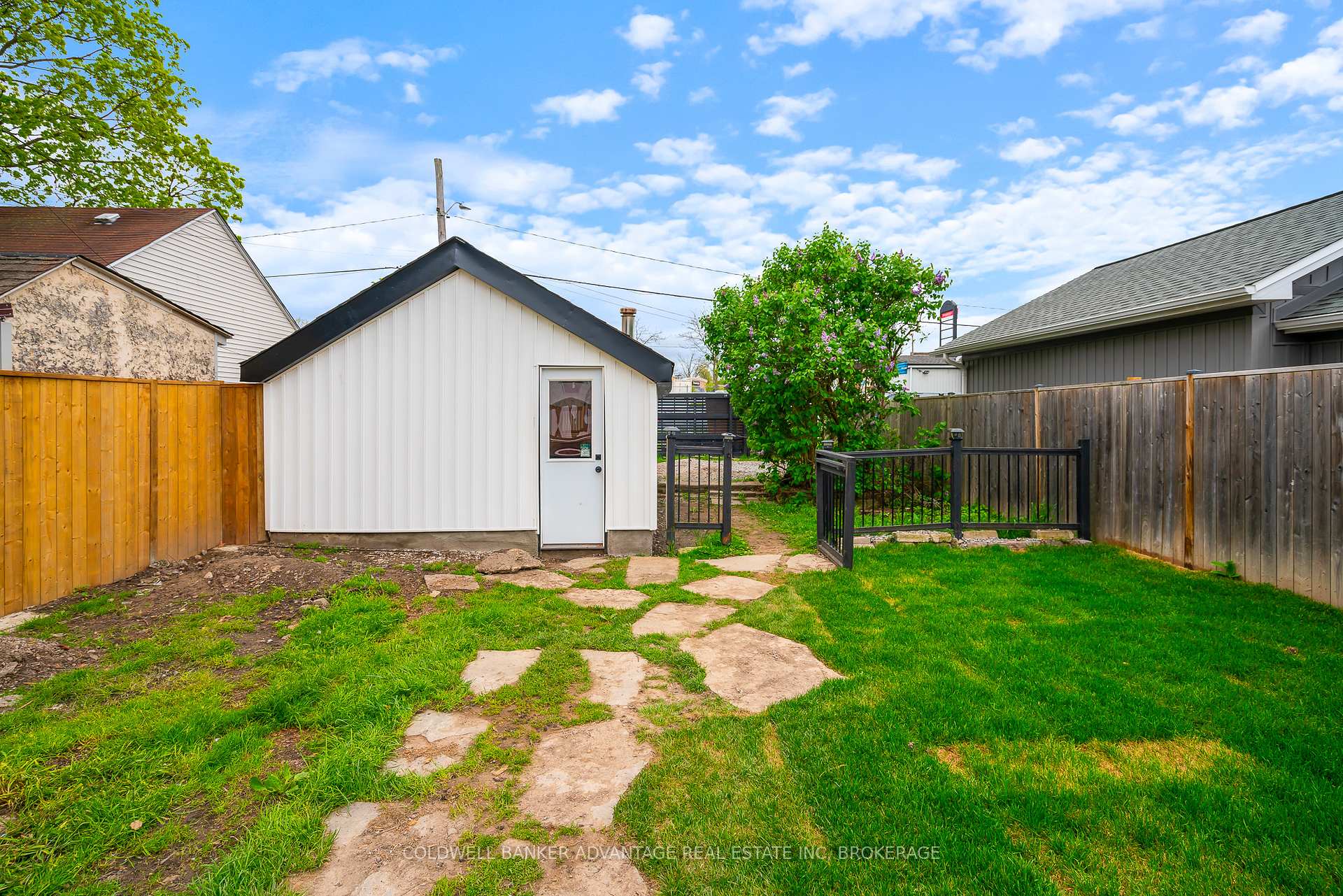 Photo 36 of 13 Pinecrest Avenue, St. Catharines, Burleigh Hill — HOMEH