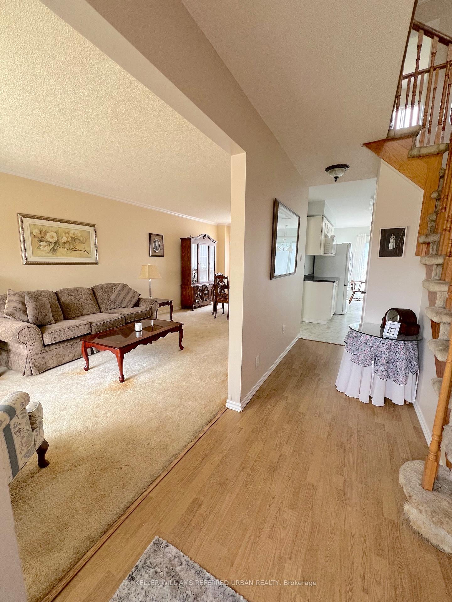 Photo 8 of 801 Lavis Street, Oshawa, Pinecrest — HOMEH