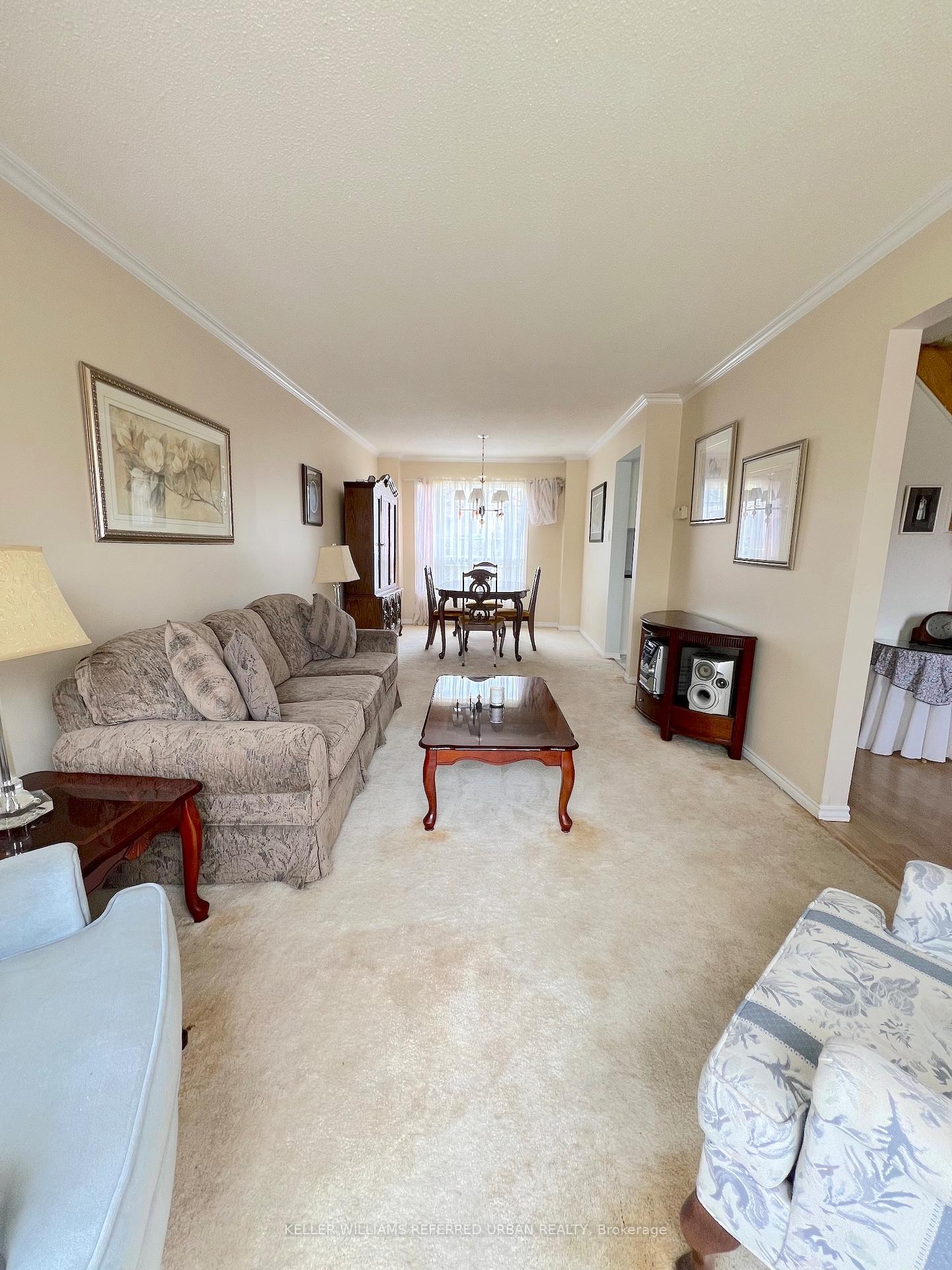 Photo 4 of 801 Lavis Street, Oshawa, Pinecrest — HOMEH