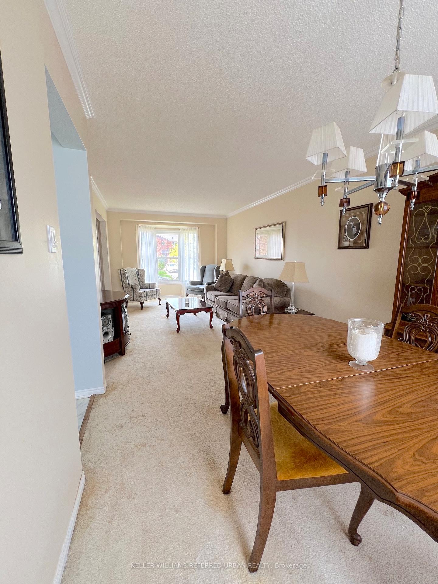 Photo 16 of 801 Lavis Street, Oshawa, Pinecrest — HOMEH