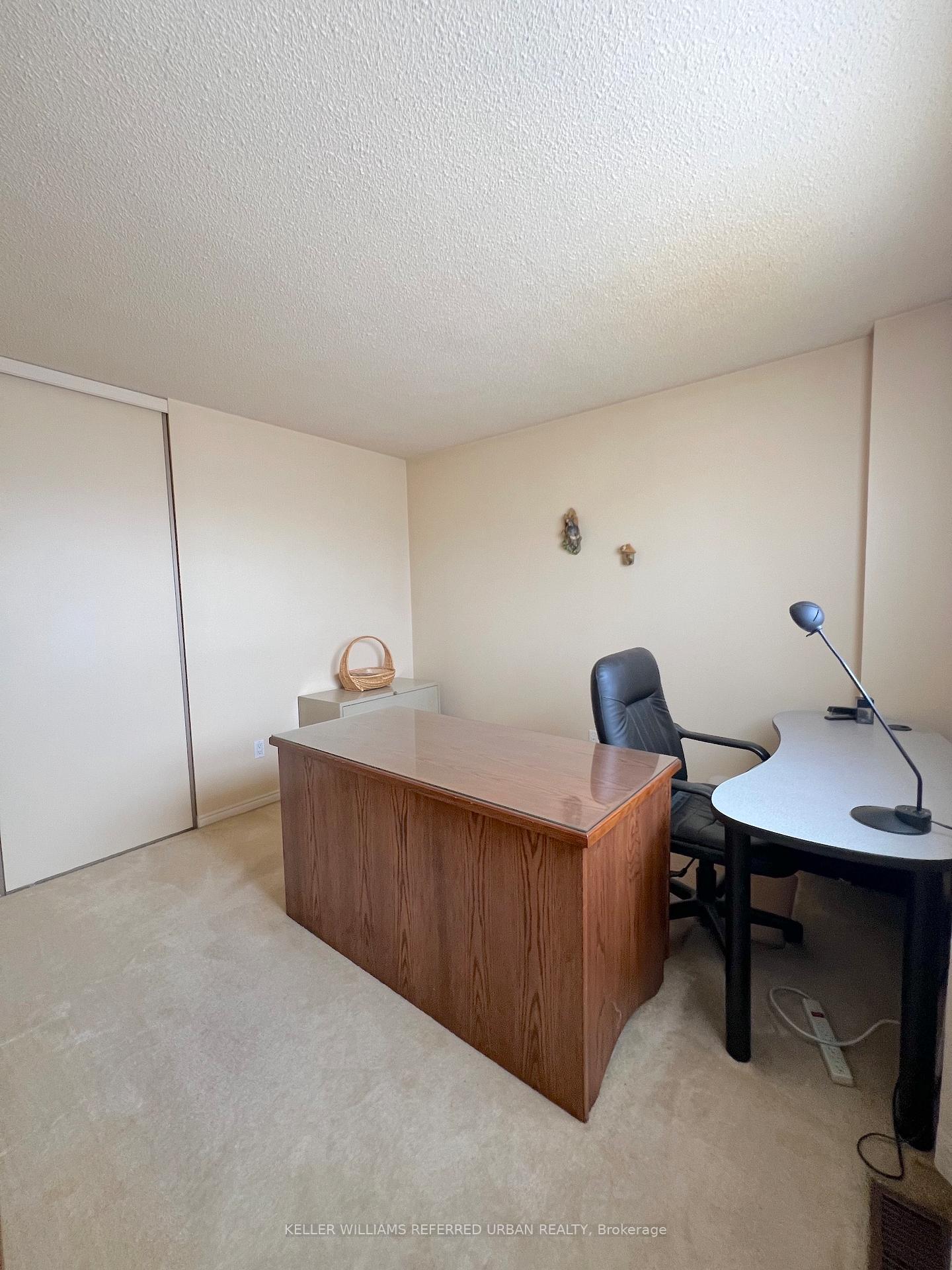 Photo 6 of 801 Lavis Street, Oshawa, Pinecrest — HOMEH