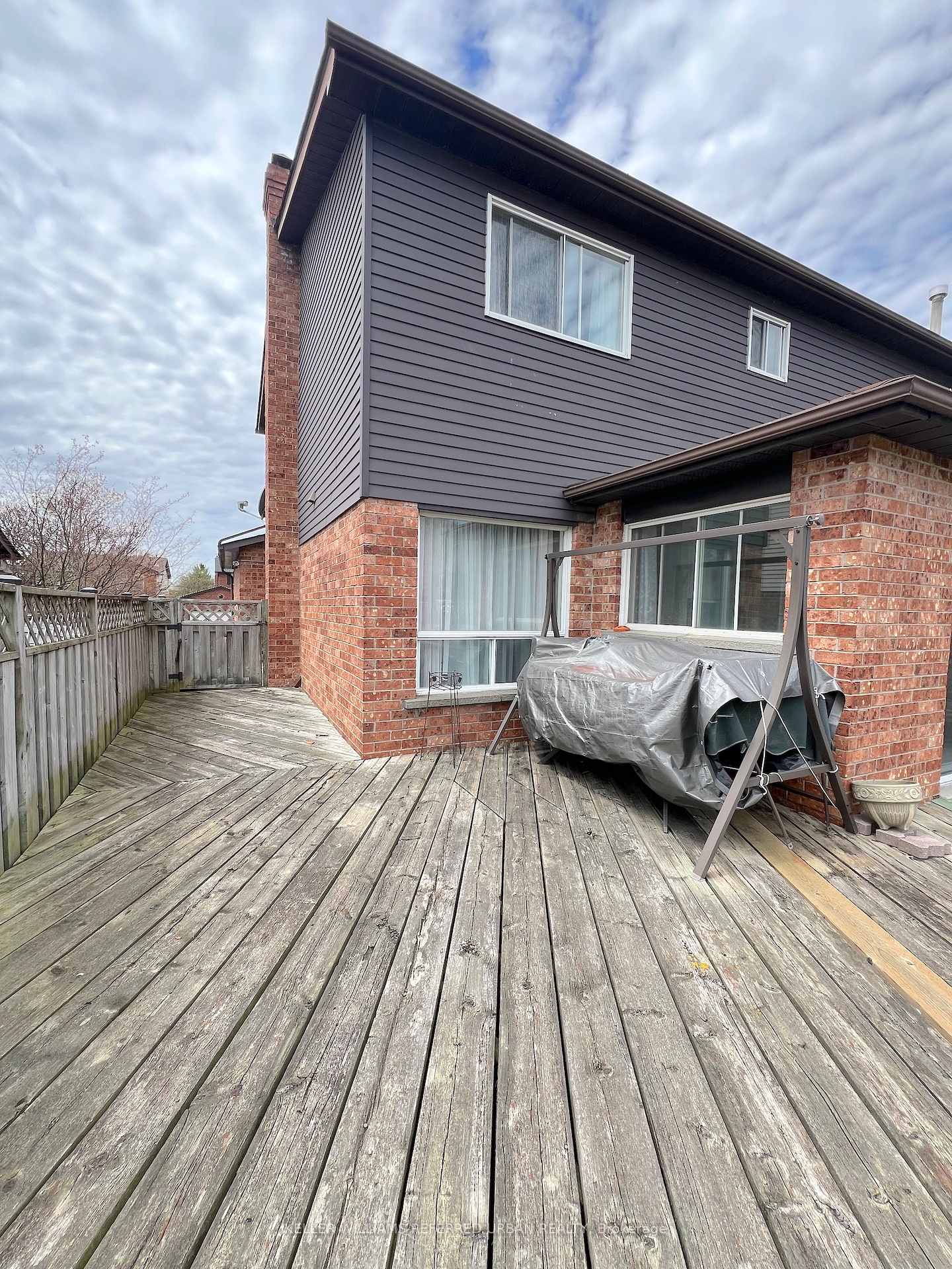 Photo 13 of 801 Lavis Street, Oshawa, Pinecrest — HOMEH