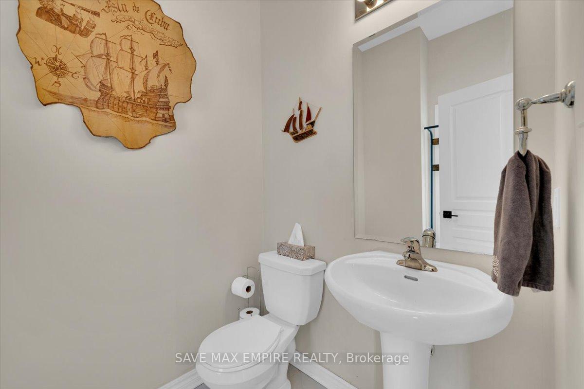 Photo 7 of 235 Fellowes Crescent, Hamilton, Waterdown — HOMEH