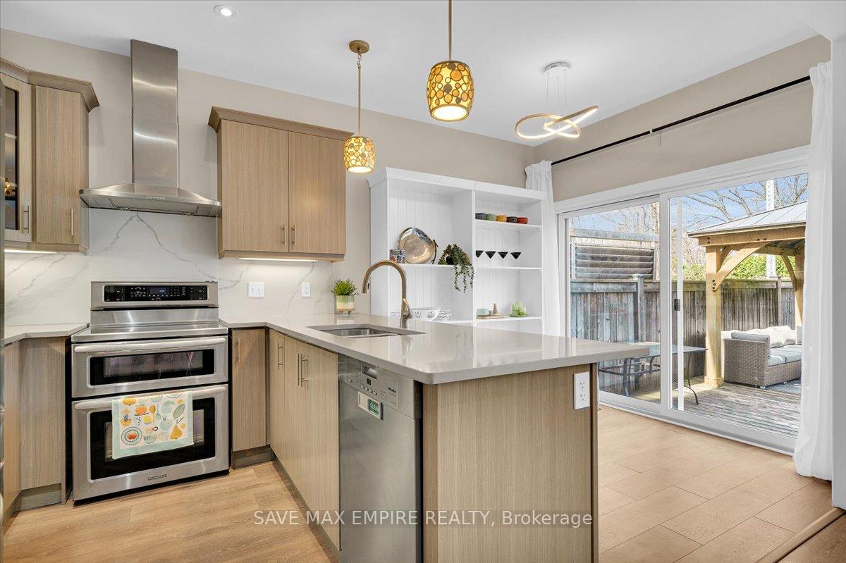 Photo 37 of 235 Fellowes Crescent, Hamilton, Waterdown — HOMEH