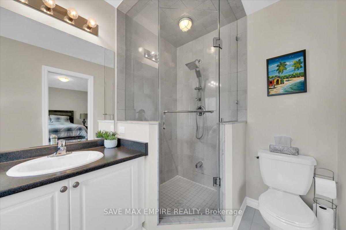 Photo 12 of 235 Fellowes Crescent, Hamilton, Waterdown — HOMEH