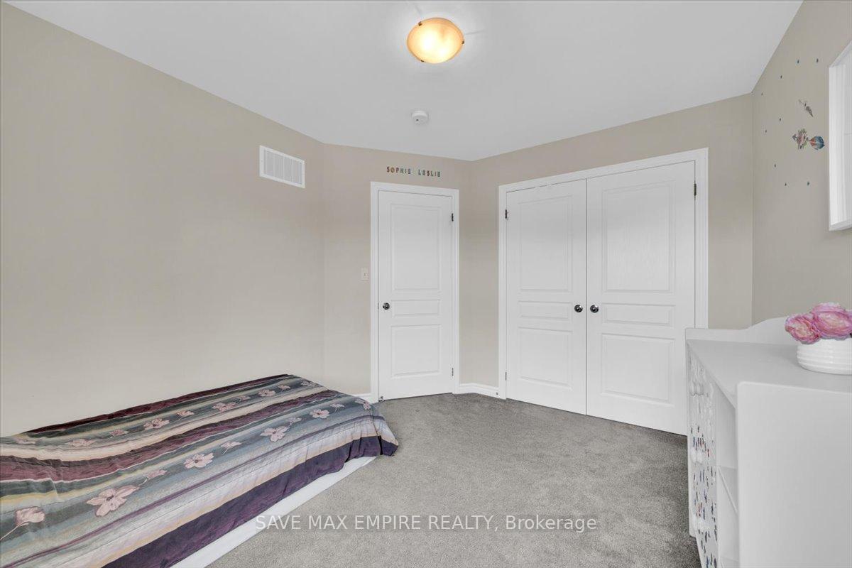 Photo 22 of 235 Fellowes Crescent, Hamilton, Waterdown — HOMEH