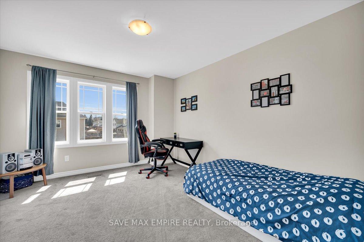 Photo 27 of 235 Fellowes Crescent, Hamilton, Waterdown — HOMEH